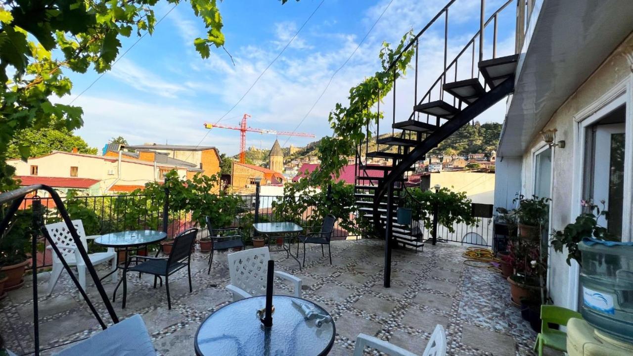Hotel Lika Tbilisi Buitenkant foto