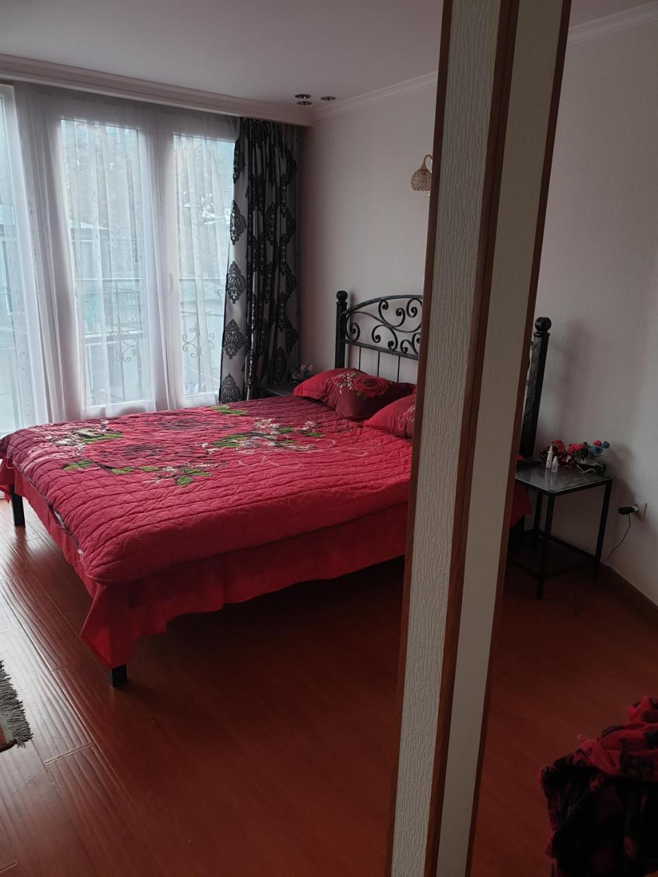 Hotel Lika Tbilisi Buitenkant foto